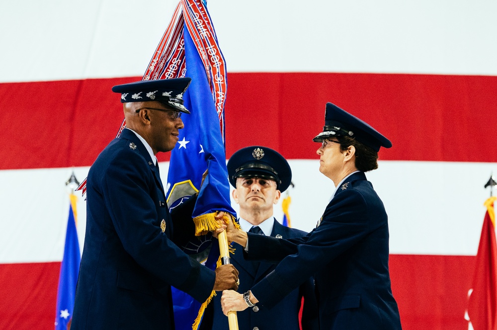 AMC welcomes new commander during ceremony