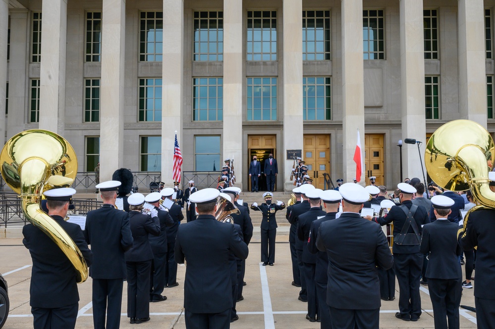 Secretary Austin hosts Polish Defense Minister Mariusz Blaszczak