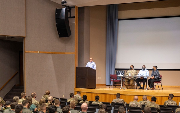 AAFES Leadership Visits Laughlin