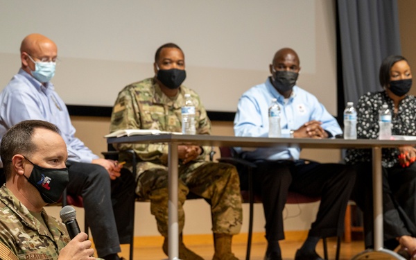 AAFES Leadership Visits Laughlin