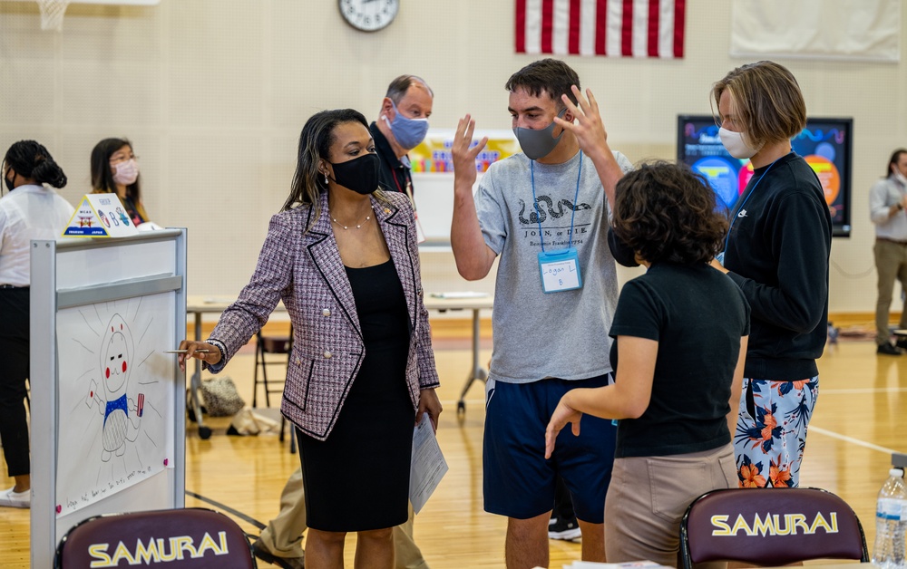 American and Japanese Students Participate in Global Friendship Camp 2021 aboard MCAS Iwakuni