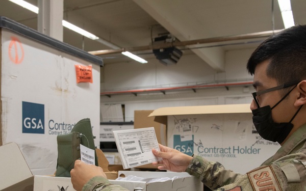 86 LRS facilitates Defense Logistics Agency - Disposition Services