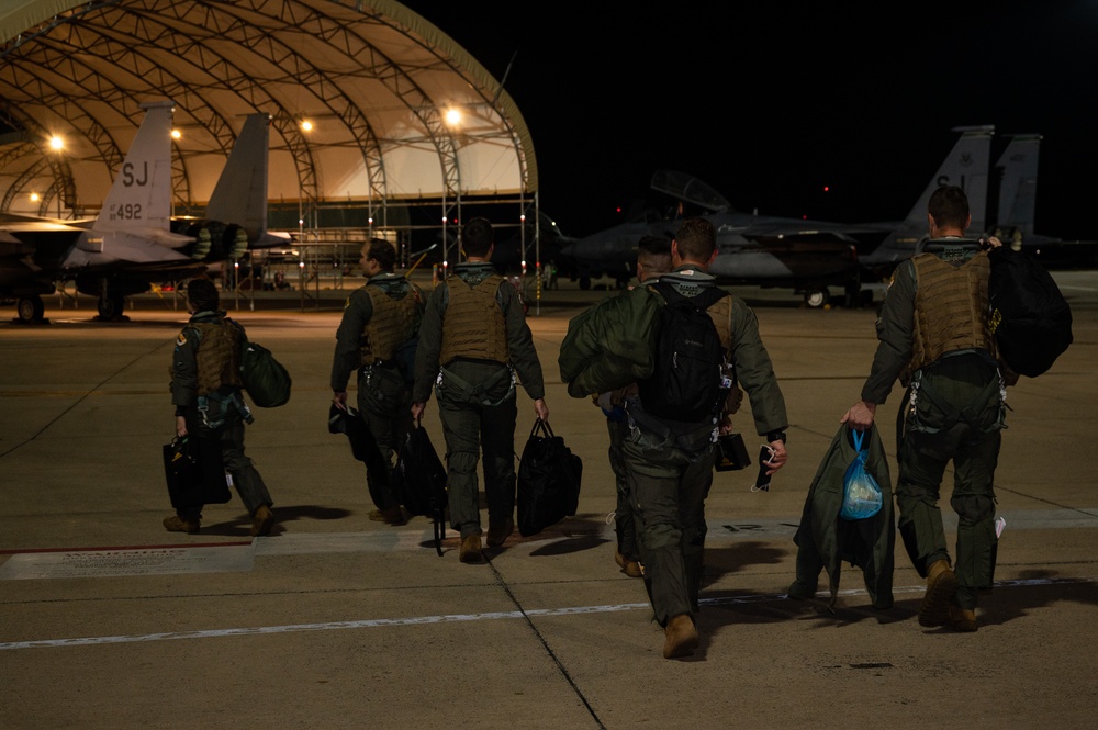 U.S. F-15E Strike Eagles depart for Greece for Castle Forge