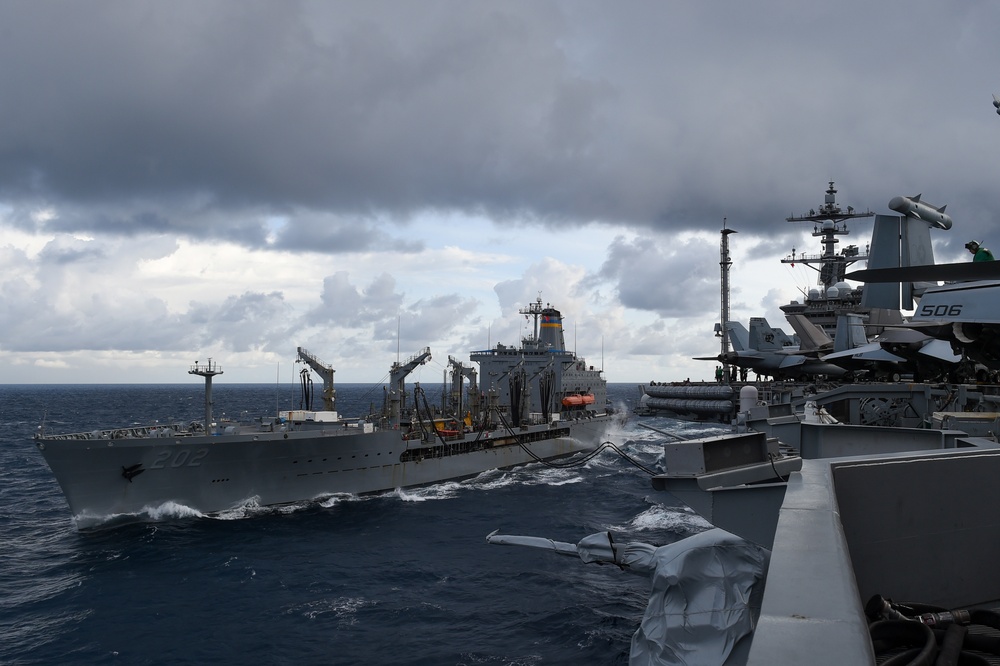 USS Carl Vinson (CVN 70) and USNS Yukon (T-AO 202) Conduct Replenishment-at-Sea