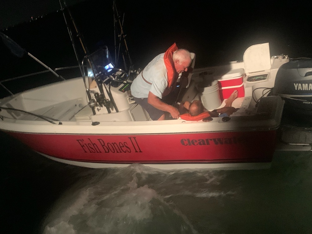 Coast Guard assists vessel collision near Clearwater Beach