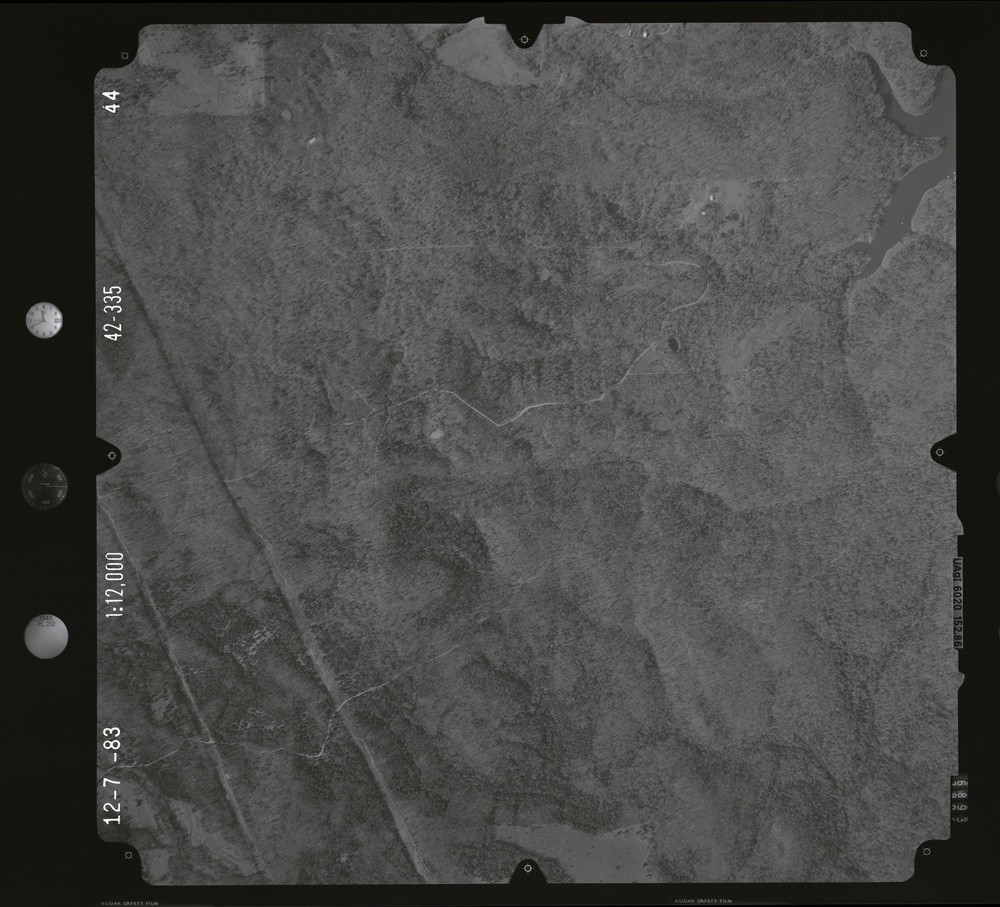 083282.049 - Norfork Lake.335.1