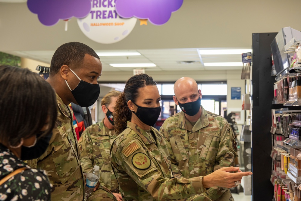 AAFES tour