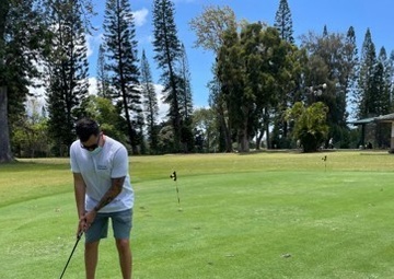 Fore! Soldier Recovery Unit Staff Learn to Golf So They Can Teach Soldiers