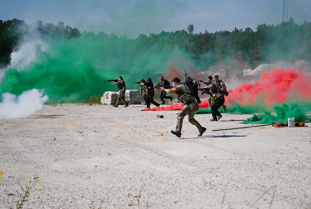 Students Undergo Robin Sage Exercise