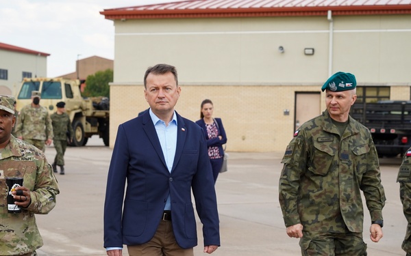 Polish Minister of National Defense, Mariusz Błaszczak, Visits Fort Sill