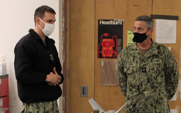 NETC Commander visits CNATT Unit Whidbey Island