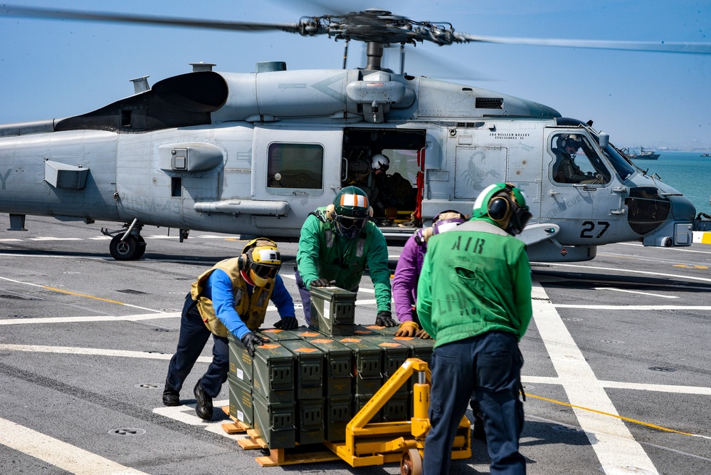 USS John P. Murtha (LPD 26) Flight Quarters