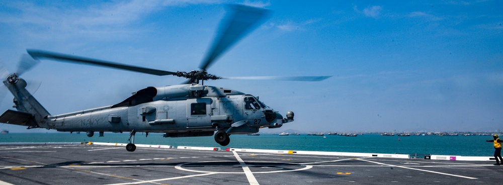 USS John P. Murtha (LPD 26) Flight Quarters