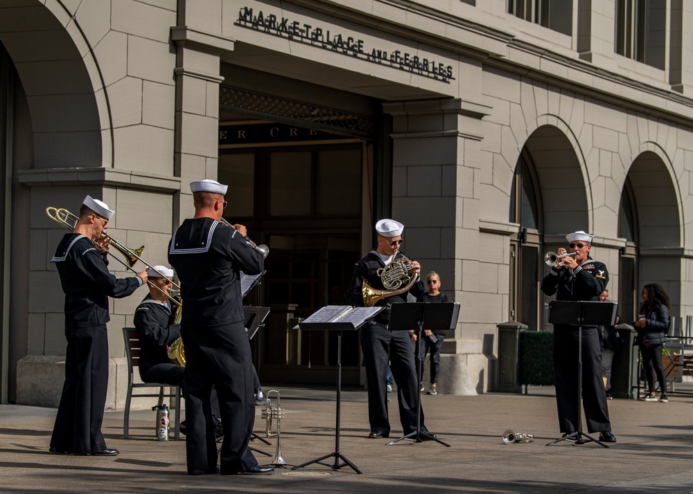 Navy Band Southwest Brass Quintet Performs at SFFW