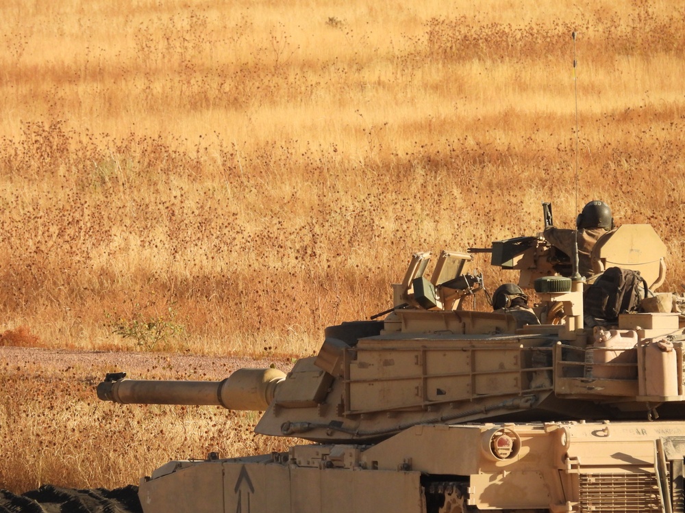 1-68 AR conducts gunnery table VI at Fort Carson, Colorado, Oct. 7, 2021