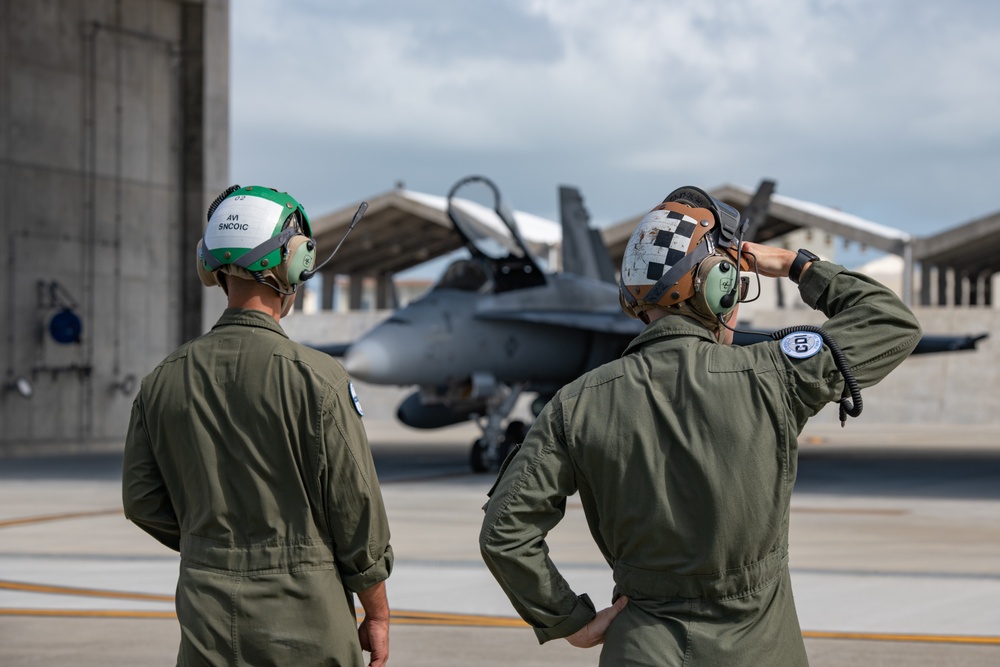 Marines take off from Kadena