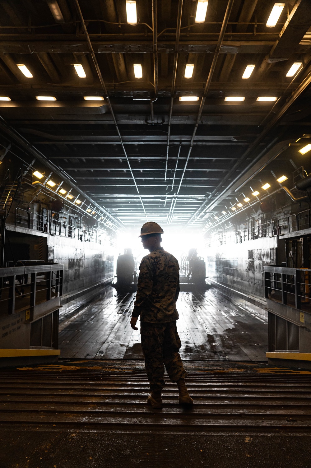 Marines and Sailors conduct LCAC ship to shore logistics exercise