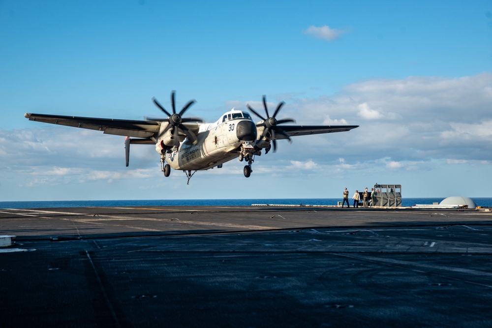 USS Ronald Reagan (CVN 76) Admiral Arrival