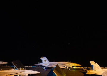 USS Carl Vinson (CVN 70) Conducts Flight Operations in South China Sea