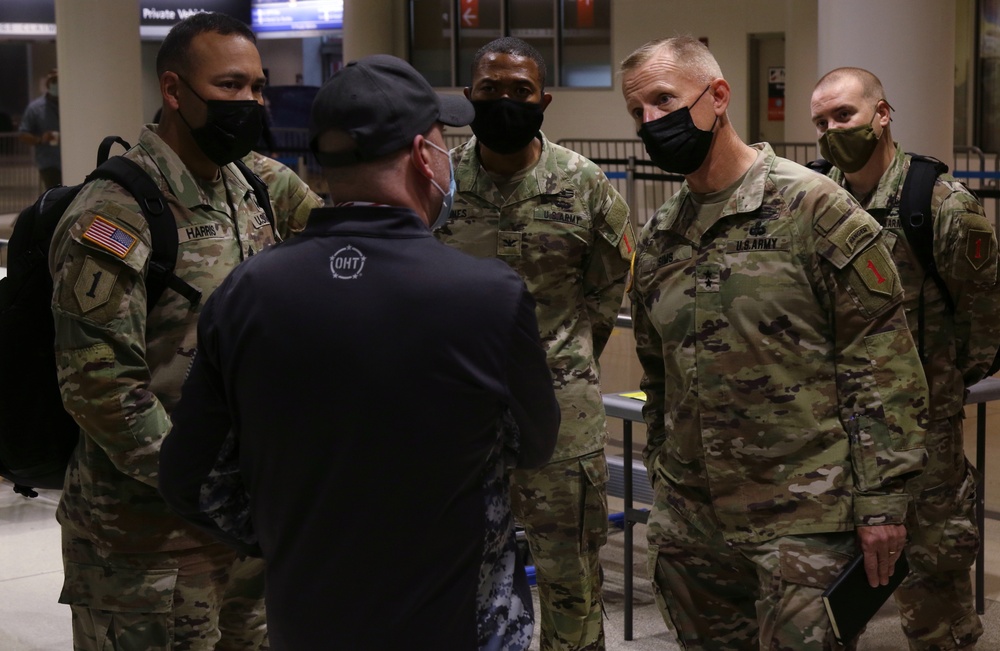 1st Infantry Division Command Team Visits Philadelphia APOD