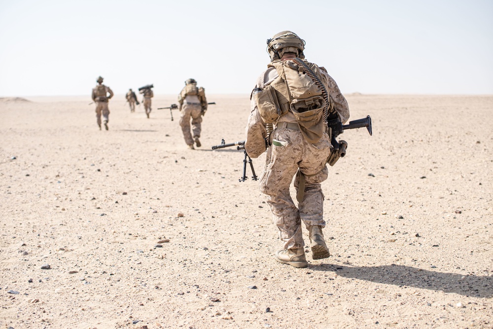Charlie Co, BLT 1/1 machine gun range in Kuwait