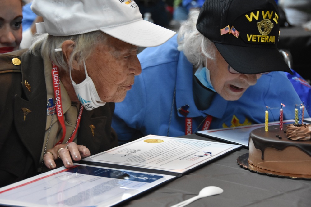 World War 2 veterans celebrate milestone at all female Honor Flight