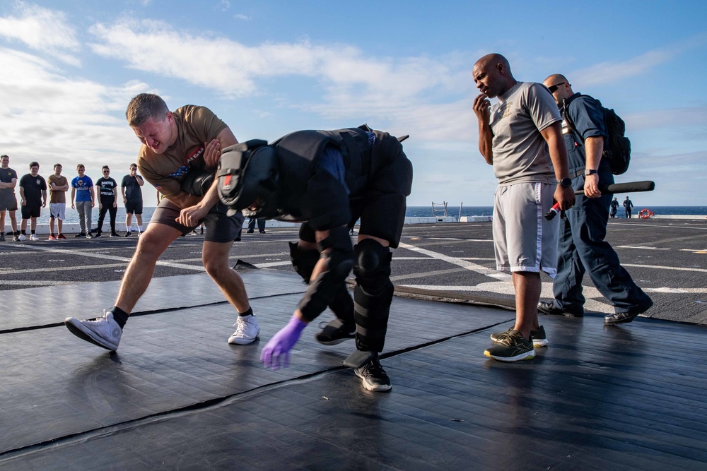USS Arlington Sailors Conduct Security Response Force Training