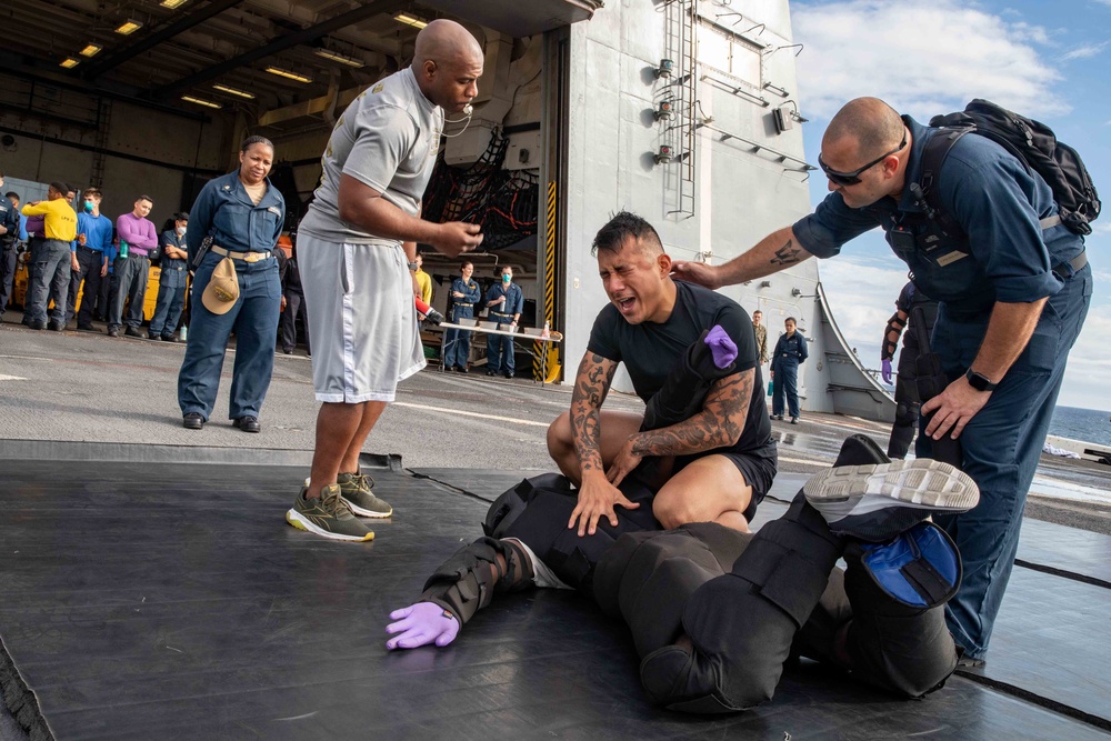 USS Arlington Sailors Conduct Security Response Force Training