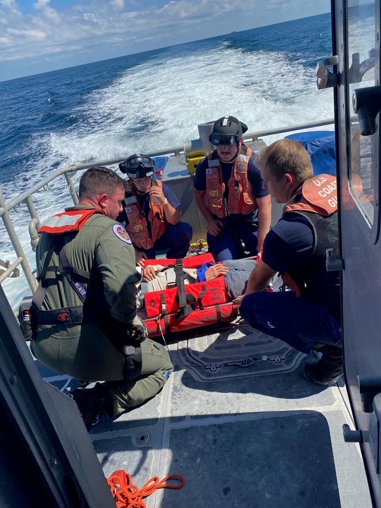 Coast Guard medevacs crew member from fishing vessel 9 miles off San José Island, Texas