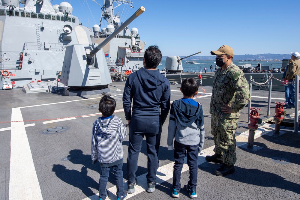 General Pubic Ship Tours