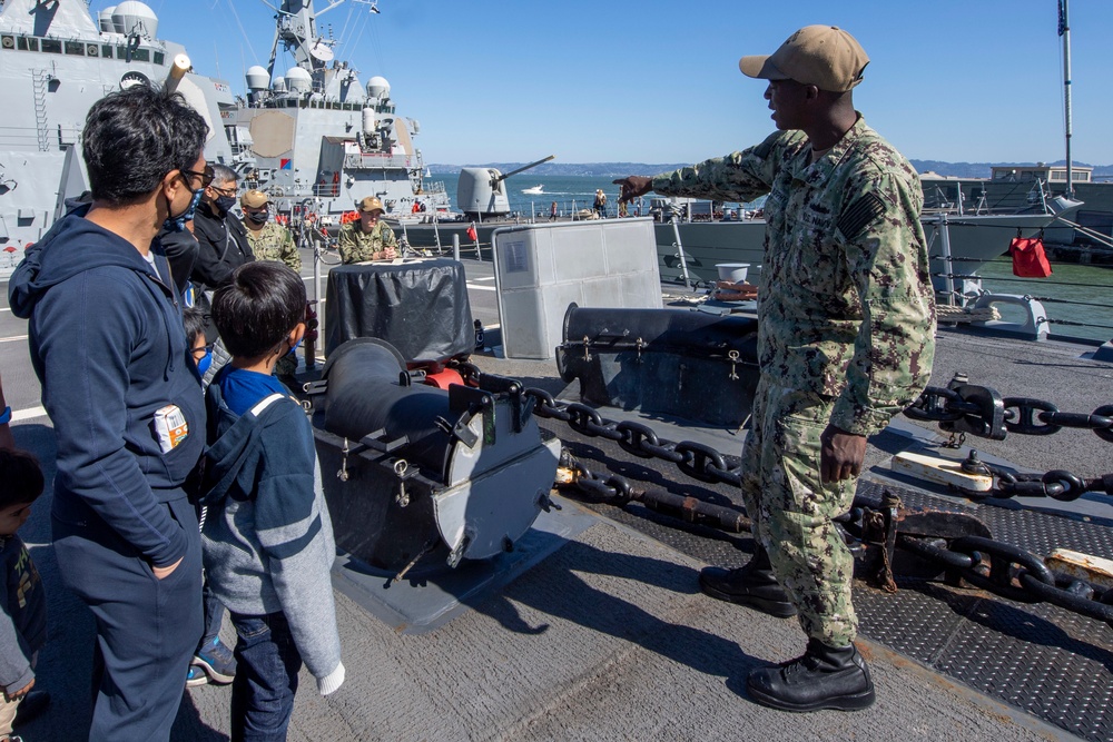 General Pubic Ship Tours