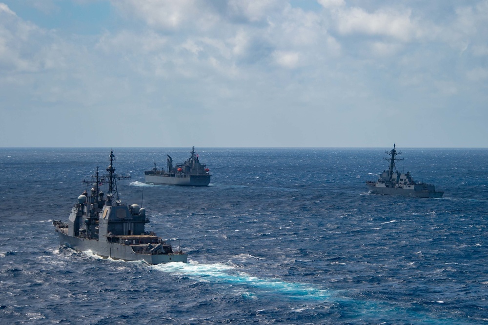 USS Carl Vinson Strike Group Conducts Bilateral Exercise with Royal Australian Navy