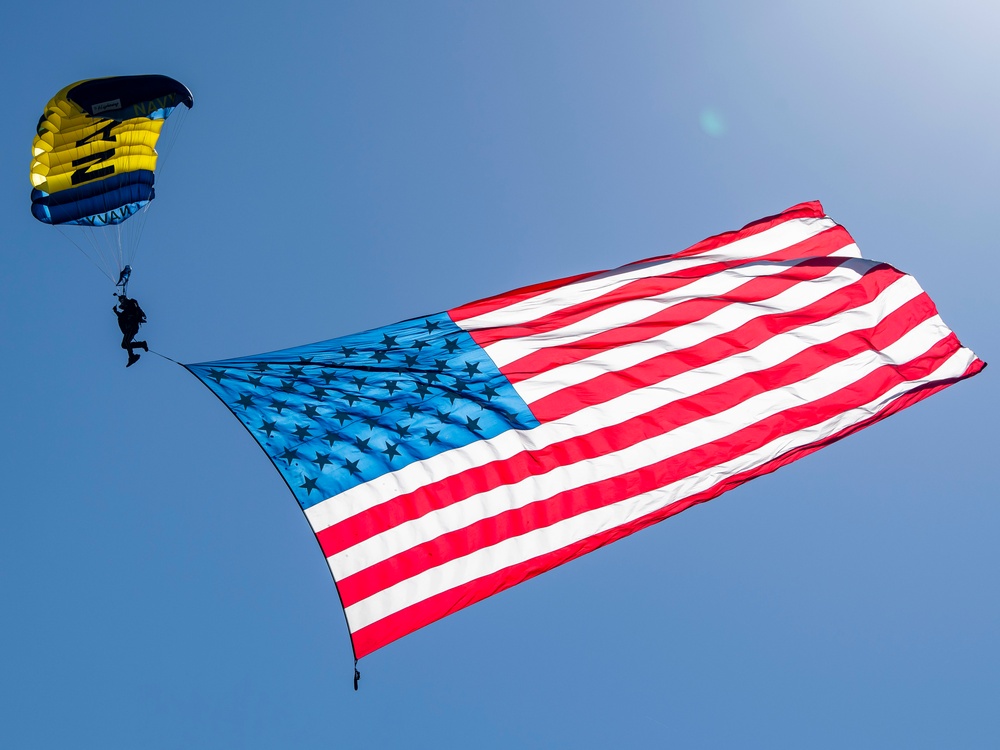 Leapfrogs perform during SFFW 2021 Air Show