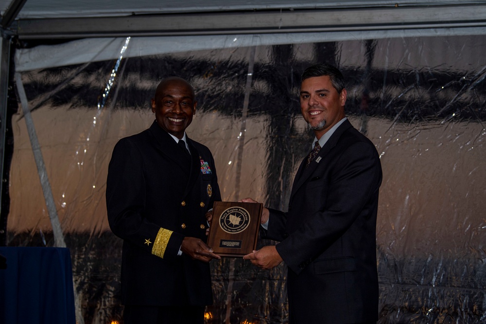 Rear Adm. Barnett presents Awards to SFFW Associates