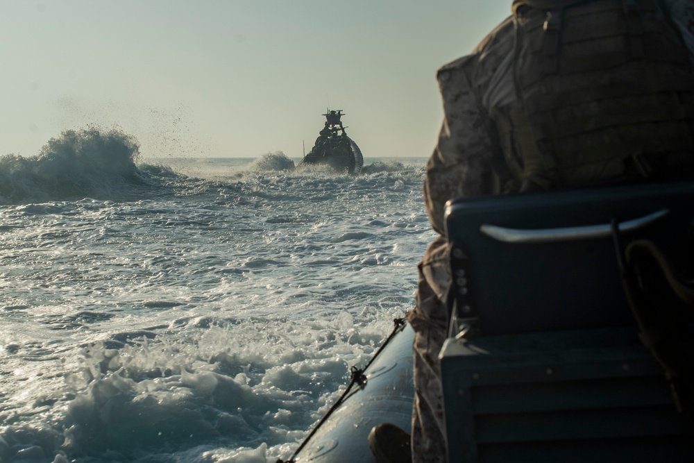 11th MEU ADRD boat team conducts maritime navigation training in Arabian Gulf
