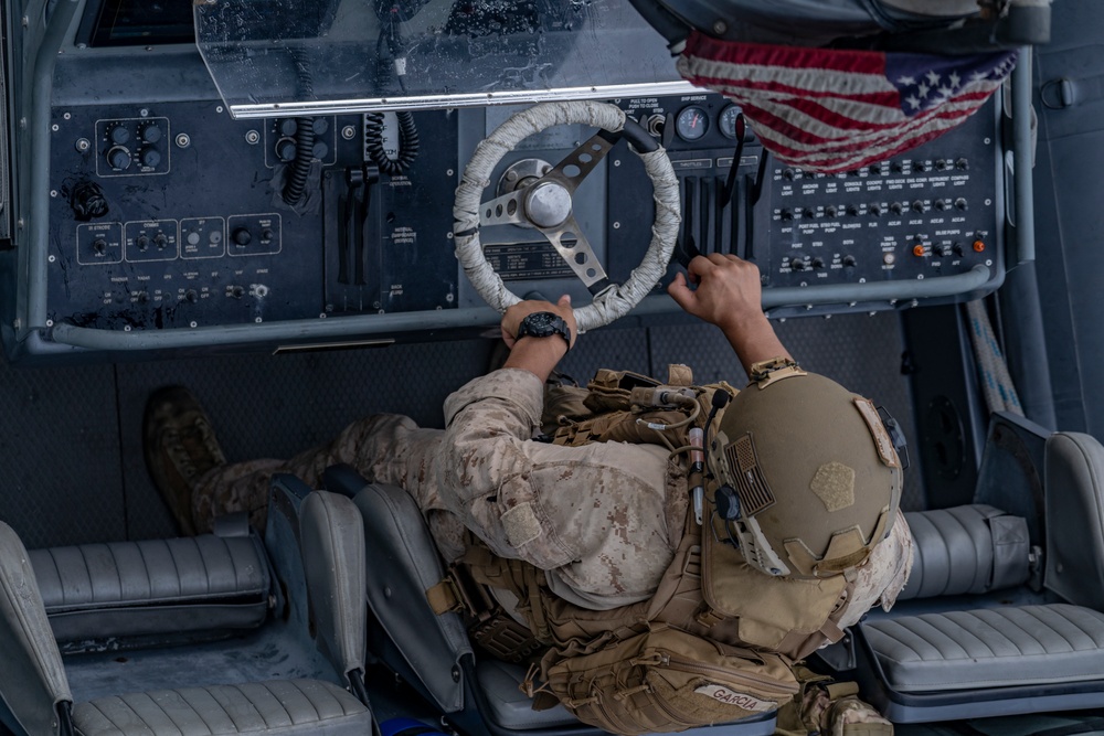 11th MEU ADRD conducts maritime navigation aboard RIBs
