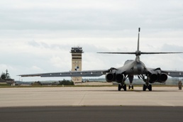 Spangdahlem refuels BTF bombers with VIPER kit for first time