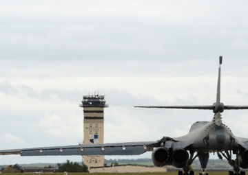 Spangdahlem refuels BTF bombers with VIPER kit for first time