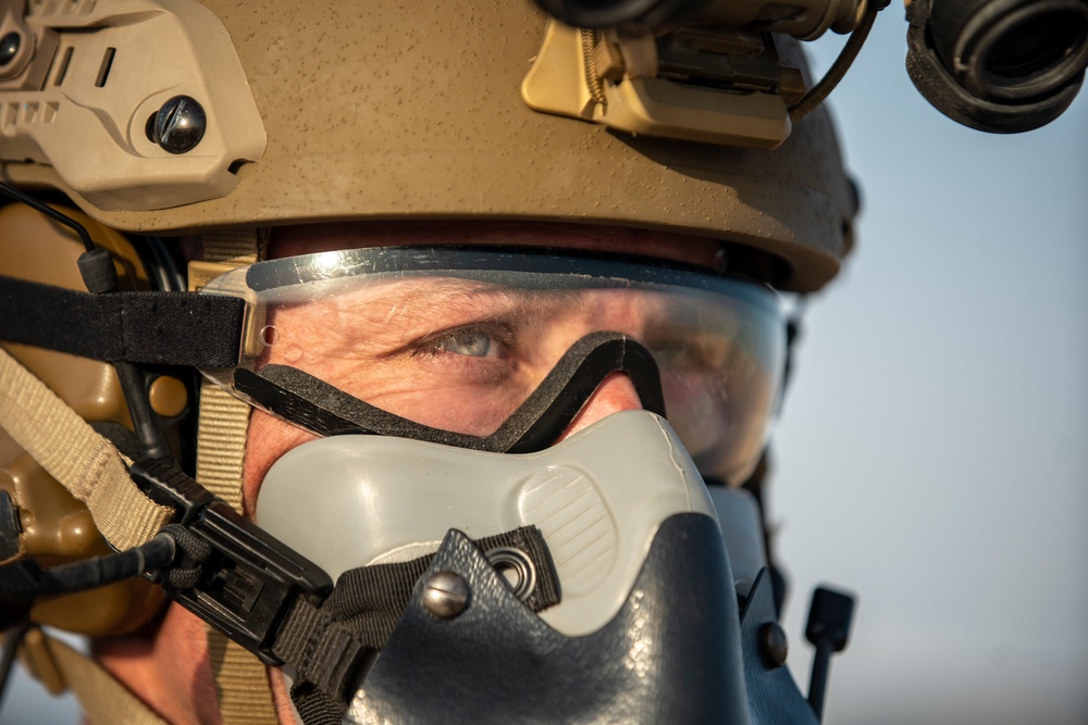 11th MEU ADRD conducts free-fall package in Kuwait
