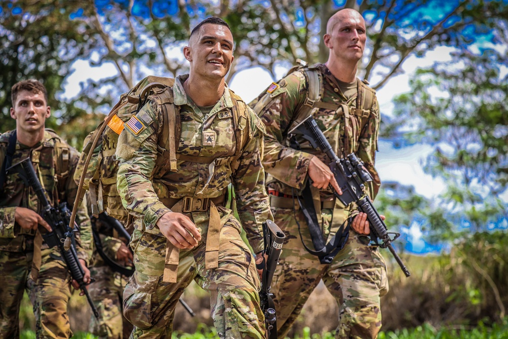 Best Squad Competition - 25th Infantry Division Tropic Lightning Week 2021