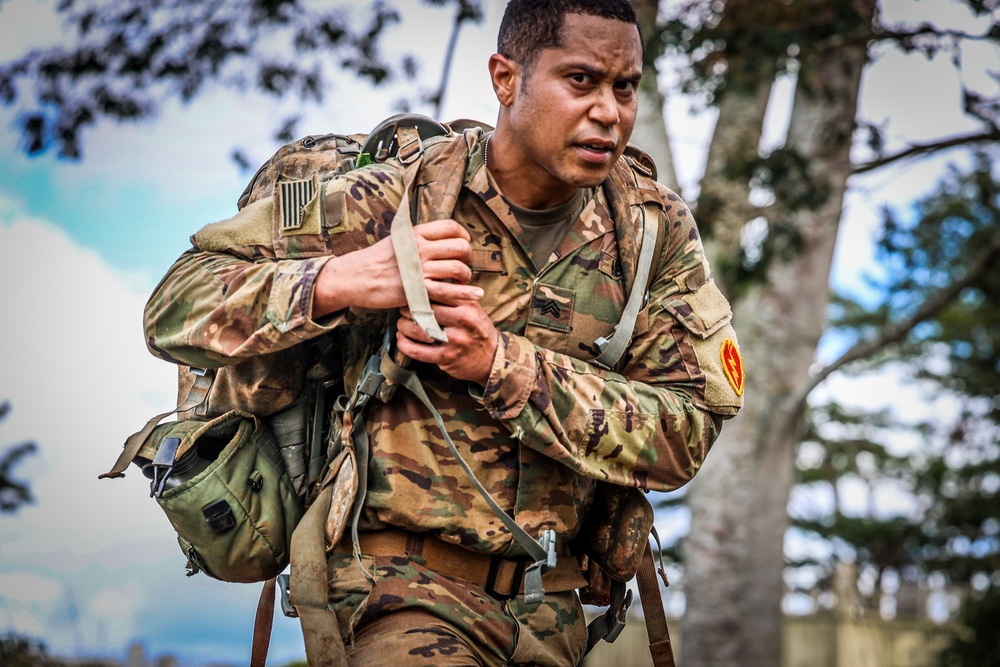 DVIDS - Images - Best Squad Competition - 25th Infantry Division Tropic  Lightning Week 2021 [Image 35 of 43]