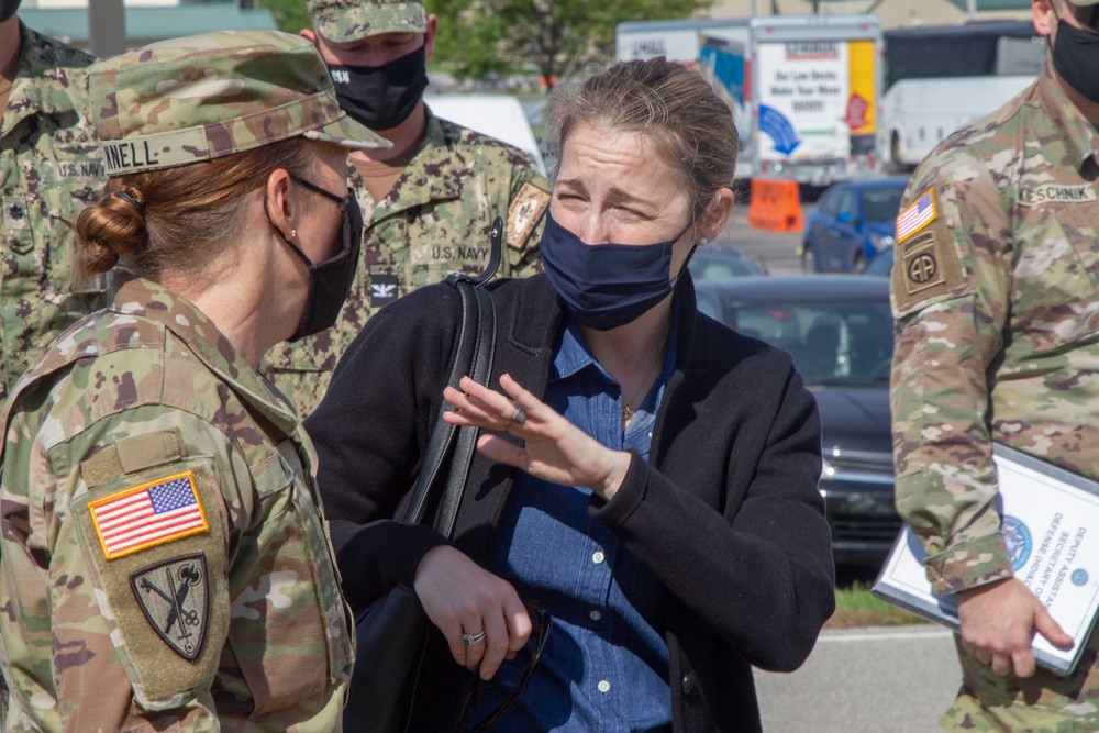 Deputy Assistant Secretary of Defense visits Task Force Atterbury