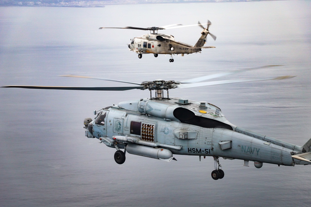 US Navy and JMSDF Helicopter Squadrons Conduct  Bi-lateral Exercises