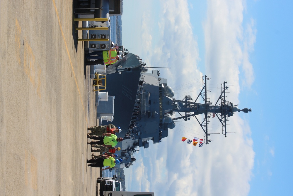 PCU USS Daniel Inouye (DDG 118) Visits Naval Station Newport