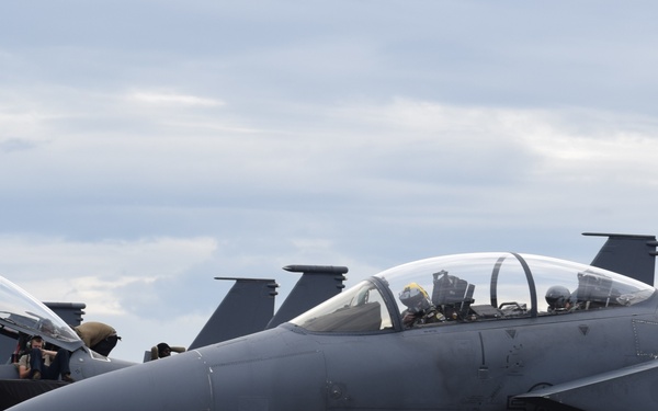 Strike Eagles sharpen talons alongside Greek F-16s