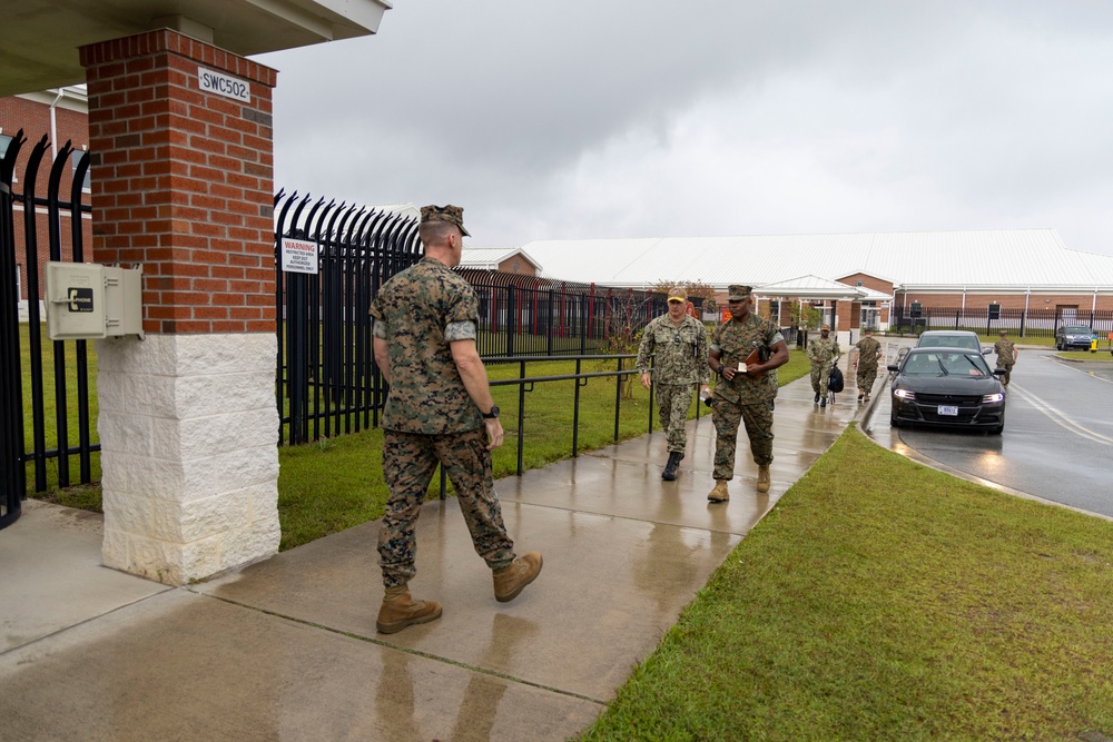 Rear Admiral Robertson visits 2nd MEB