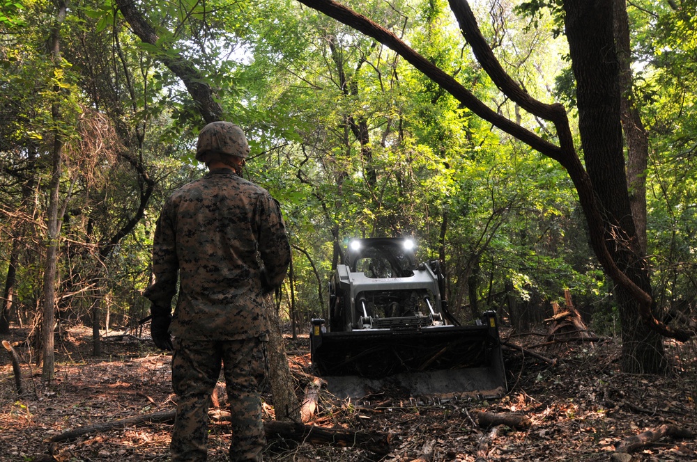 MWSS-473 Detachment B and 6th Engineer Support Battalion Improve quality of life on YMCA Camp Carter