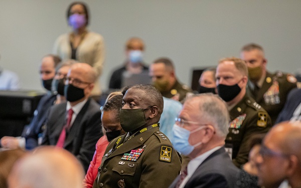Army top leaders answer questions at AUSA