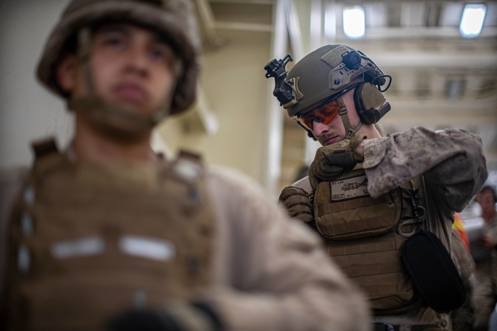 LAR Co. platoon reinforcement exercise aboard USS Portland