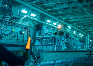 LAR Co. platoon reinforcement exercise aboard USS Portland